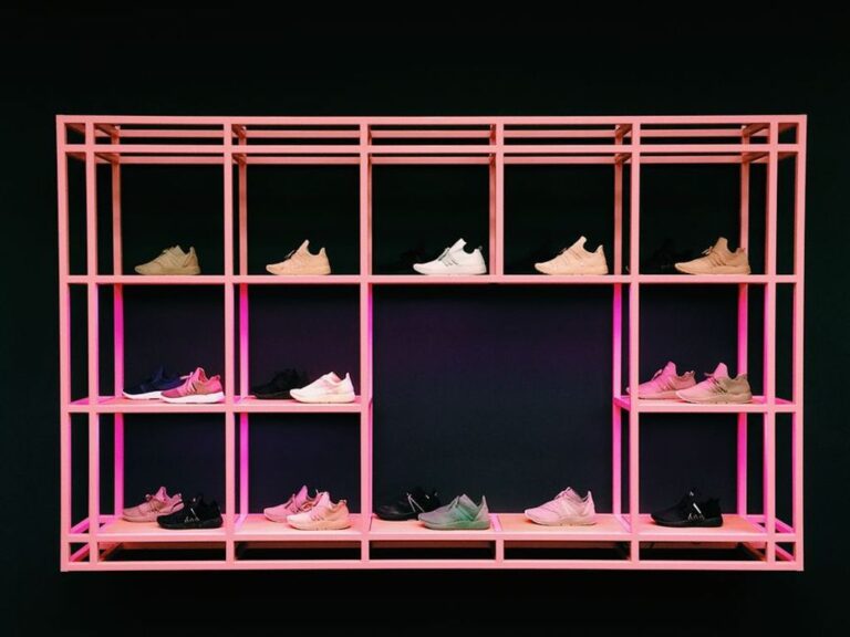 online sneaker store